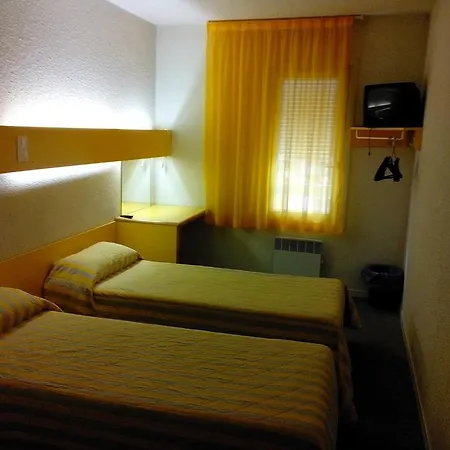 - Restaurante Asador Esperanza ゲストハウス *