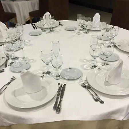 - Restaurante Asador Esperanza ウエスカ