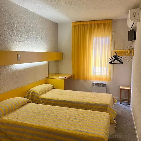 - Restaurante Asador Esperanza ゲストハウス ウエスカ